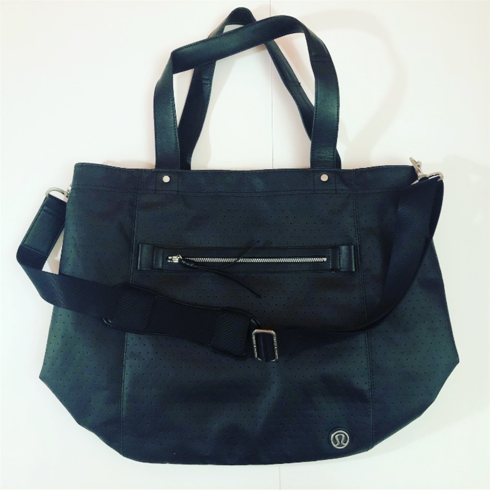 Lululemon Athletica Bag